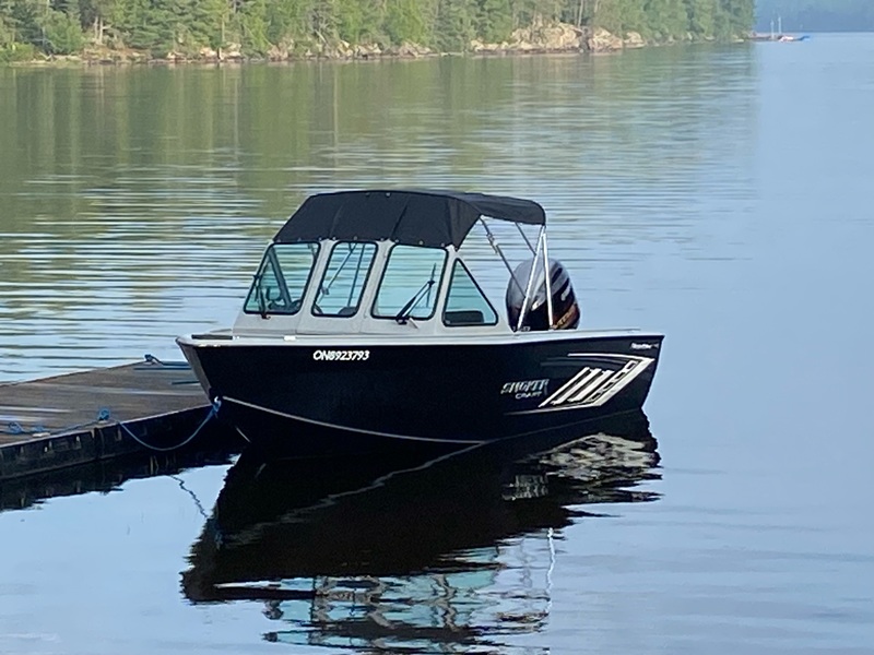 2023 SmokerCraft Phantom 18 X2 Fishing Boat